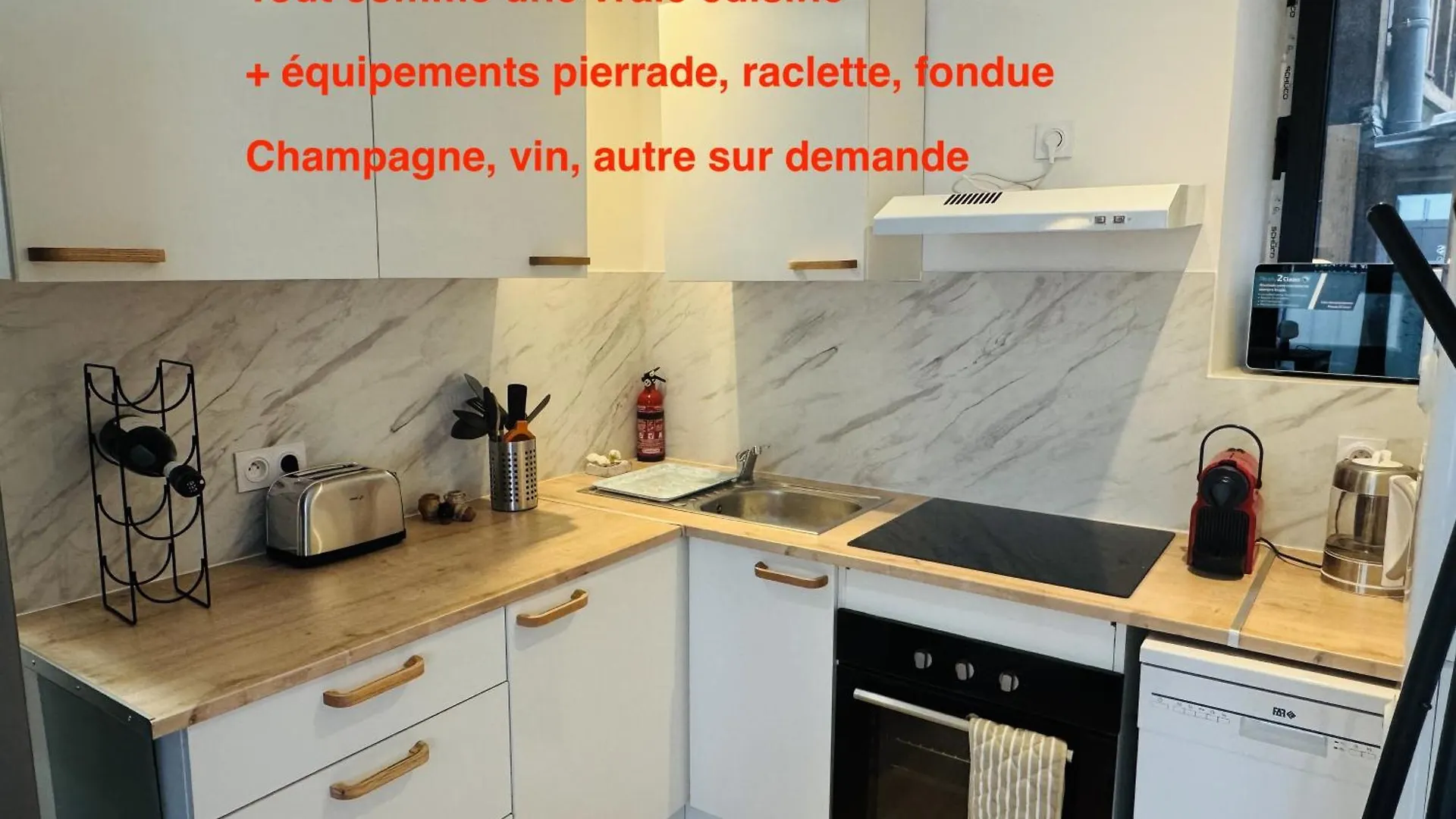 Apartament Coeur De Ville Jacuzzi Retroprojecteur Terrasse Petit Dejeuner Love Room Saint-Etienne