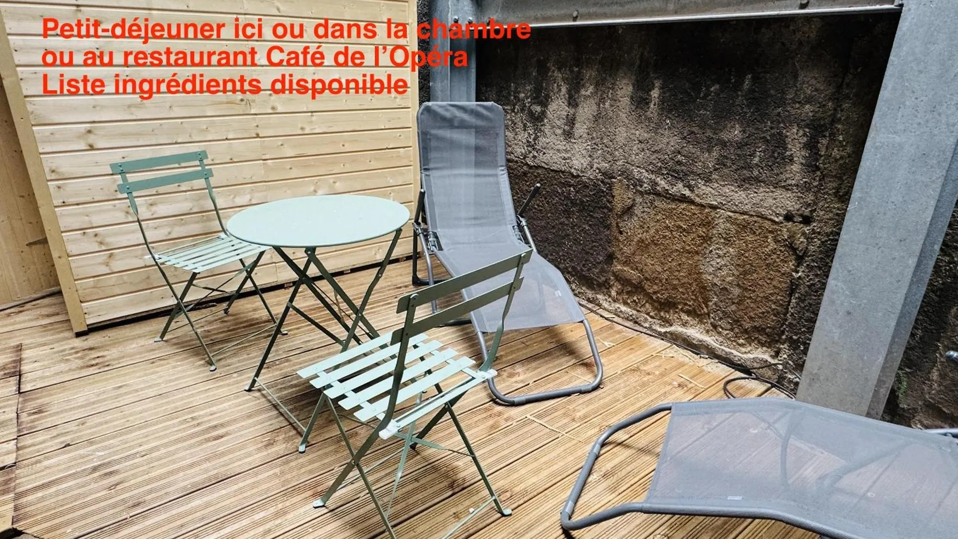 Coeur De Ville Jacuzzi Retroprojecteur Terrasse Petit Dejeuner Love Room Saint-Etienne  0*, Saint-Etienne (Loire) France